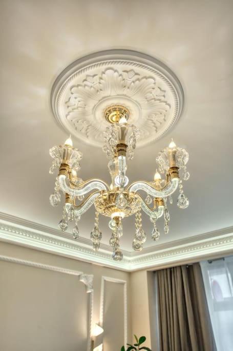 Charming Apart New 2 Bedrooms With Aircon 파리 외부 사진